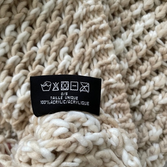 Infinity Scarf - Picture 2 of 4